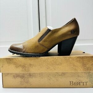 BORN Gertrude Brown Mudd Block Heel Shoes Size 9